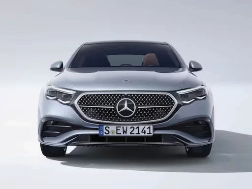 Trieda E sedan a kombi